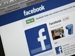 Facebook: власти чаще запрашивают данные пользователей