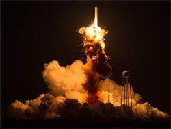 Эксперты РФ не верят во взрыв Antares по команде оператора