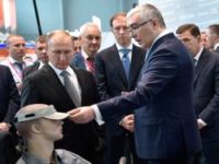 Путин оценил нейрокепку для водителей