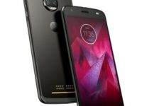 В Европе вышел флагманский смартфон Moto Z2 Force