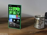 Microsoft работал над безрамочным смартфоном Lumia 435