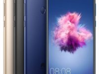 Названа российская цена смартфона Huawei P Smart