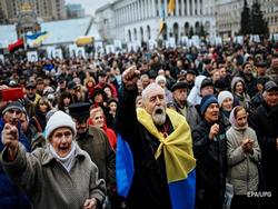 Киевляне перекрыли шоссе в Киеве из-за отключения электроэнергии