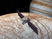 NASA тестирует антенну Europa Clipper перед поиском жизни на спутнике Юпитера