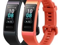 В России вышел умный браслет Huawei Band 3