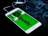 Музыкальный сервис Spotify пришел в Россию