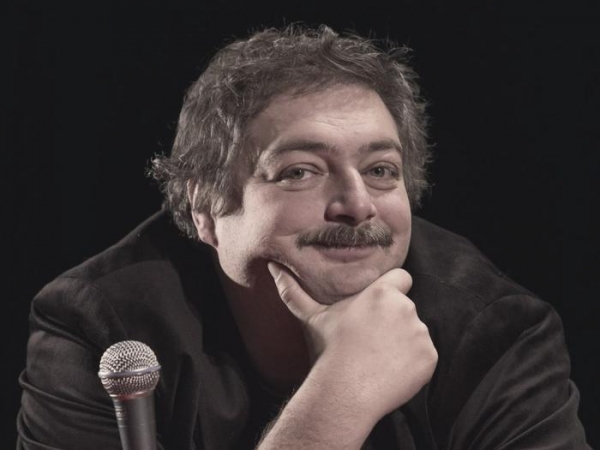 "Русская политическая жизнь - это пространство тотальной мертвечины"