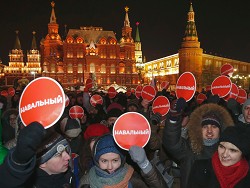 Все попытки дискредитировать Навального будут работать только на рост его популярности.