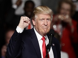 "Охота на ведьм", или Как спецслужбы США Трампа дискредитируют