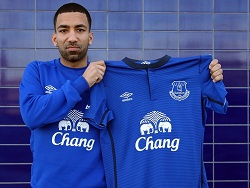 Игрок сборной Англии по футболу попал в клинику со "стрессовым заболеванием"