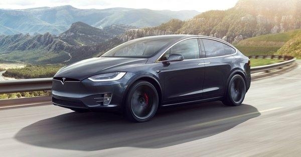 Кроссовер Tesla Model X получил высшую оценку по безопасности