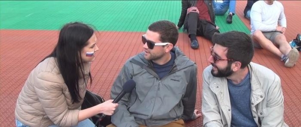 Когда девушки спрашивают иностранцев о футболе. Кубок Конфедераций в России