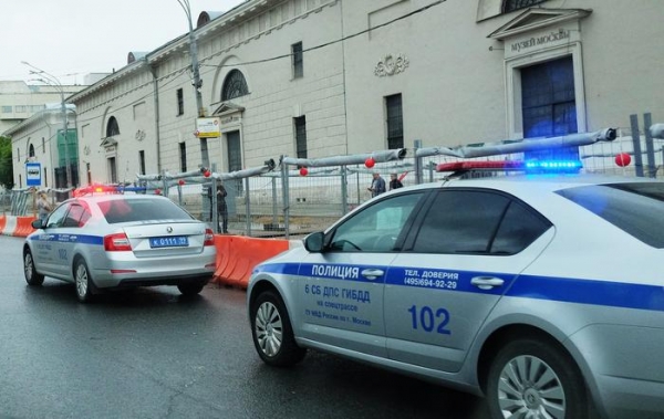 Банда воров за одну ночь угнала 13 машин в Москве