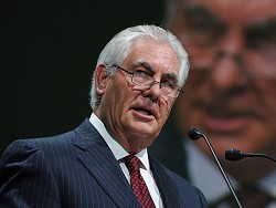 Скандал в Госдепе: Тиллерсон разочарован в политике США и хочет уйти