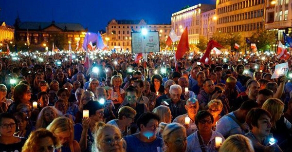 Американо-немецкое противостояние в Польше: дойдет ли до "майдана"?