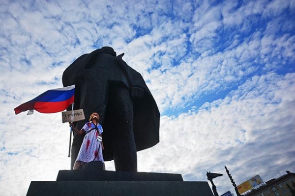 В цепях под вождём