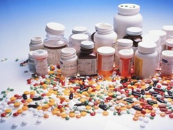 Россия может ограничить поставки фармпродукции США в ответных санкциях