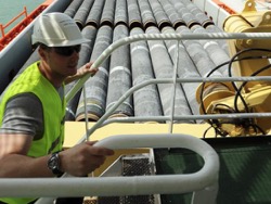 Киев пускает "Газпром" по миру