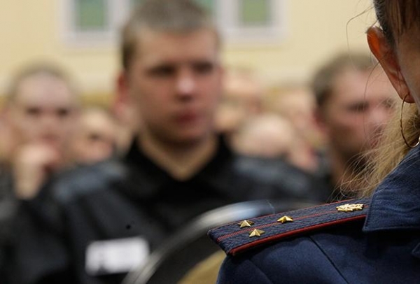 "Твой папа педофил"