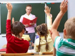 Министр образования признала "липовые" зарплаты в вузах и школах