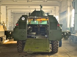 В Сети высмеяли новый украинский броневик: "Сало" или "Хлам"