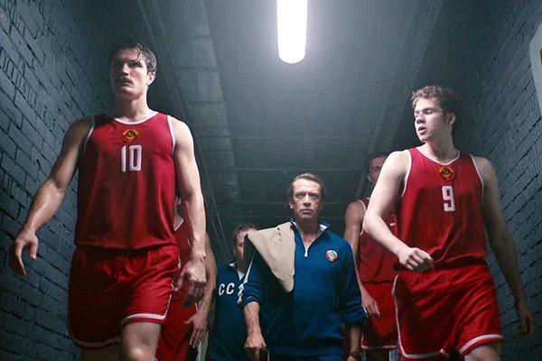 "Ценности, которые сейчас потеряны". Известный тренер рассказал подлинные истории героев фильма "Движение вверх"