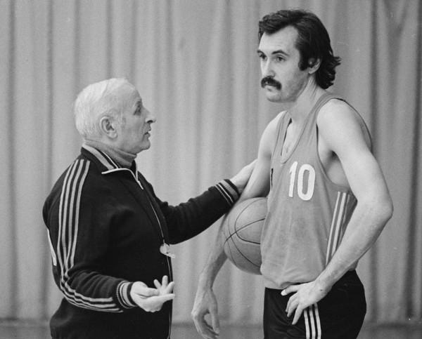 "Ценности, которые сейчас потеряны". Известный тренер рассказал подлинные истории героев фильма "Движение вверх"