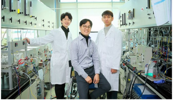 Новый метод электролиза производит в 4 раза больше водорода