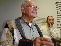 Михалков порадовался, что российские фильмы перестали "чморить" зрителей