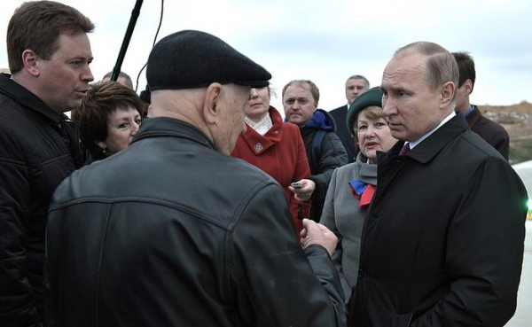 Культуру и искусство в регионы: Путин в Севастополе обещает Эрмитаж