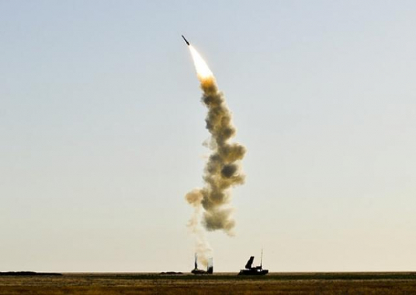 Лимонов о Сирии, одинокой России и подначках Запада