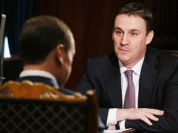 Власть в России: Деньги и должности чиновники передают по наследству