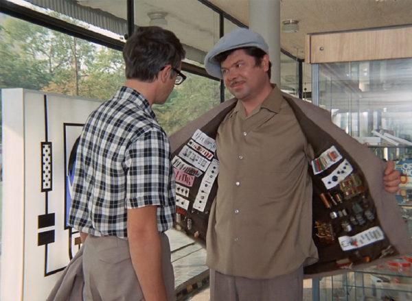 Как в СССР безуспешно улучшали торговлю радиотоварами