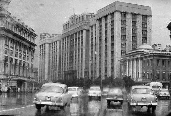 Почему СССР всегда отставал от Запада в сфере электроники?