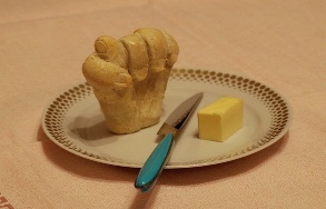 Народу предложили мазать на хлеб статистические данные