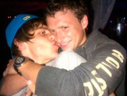 Наши кумиры – не те, кто больше дал Отечеству, а кто больше у него взял