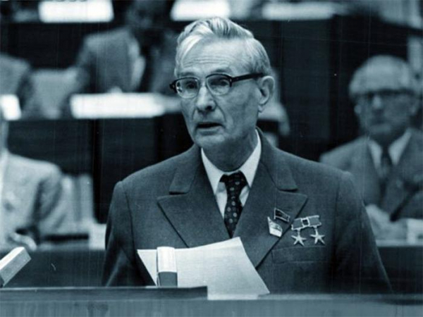 Что смотрели в СССР по ТВ ровно 40 лет тому назад