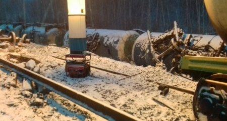 В Тюменской области с рельсов сошли 35 платформ с гаубицами