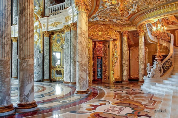 Бюджет Чечни потратит 51 млн рублей на уборку роскошного дворца Кадырова