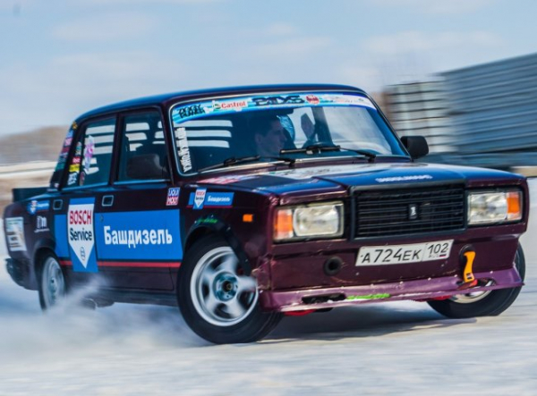 В Башкирии студент-гонщик создал дрифт-кар с битовливной системой