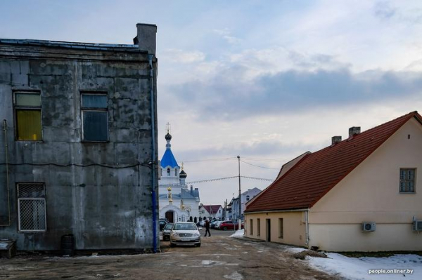 Пятьсот? Пятьсот рублей &mdash; это хорошо. Знаете, как мы бы на них жили!