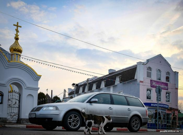 Пятьсот? Пятьсот рублей &mdash; это хорошо. Знаете, как мы бы на них жили!