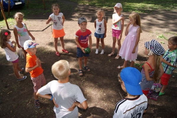 Детские дворовые игры?