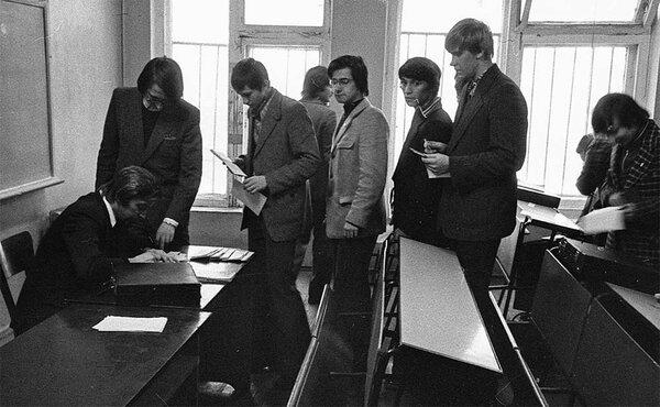 Как одевались студенты брежневской поры