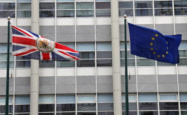 MI-6 бьет ГРУ России безжалостно и точно