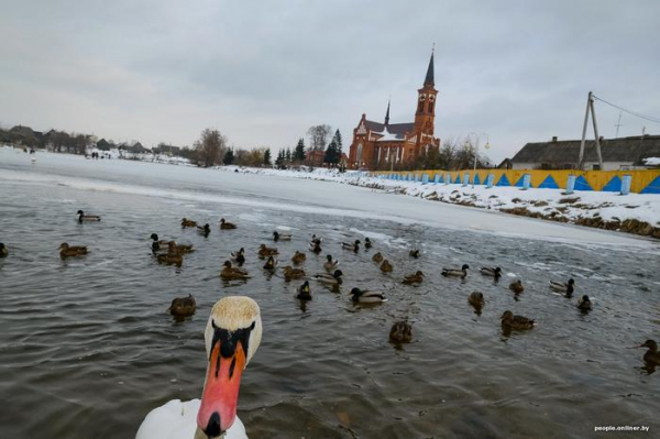 Пятьсот? Пятьсот рублей &mdash; это хорошо. Знаете, как мы бы на них жили!