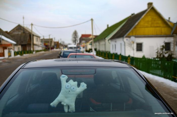 Пятьсот? Пятьсот рублей &mdash; это хорошо. Знаете, как мы бы на них жили!