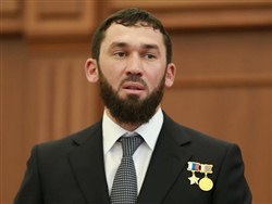 Глава парламента Чечни объявил кровную месть блогеру: "С братьями будем тебя искать"