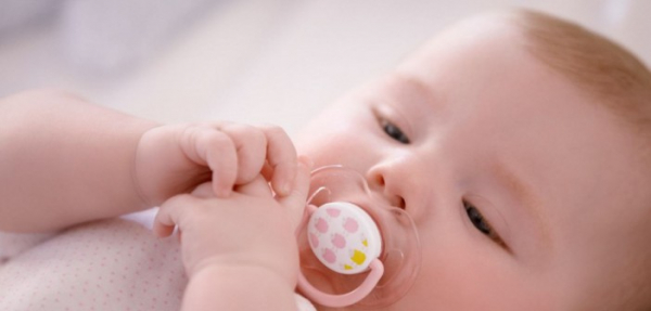Облизывание соски убережет ребенка от аллергии