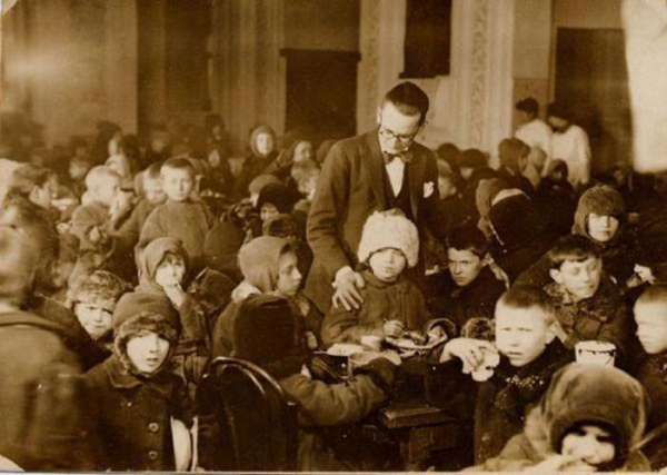 5 примеров помощи России, за которые она еще больше ненавидит Запад